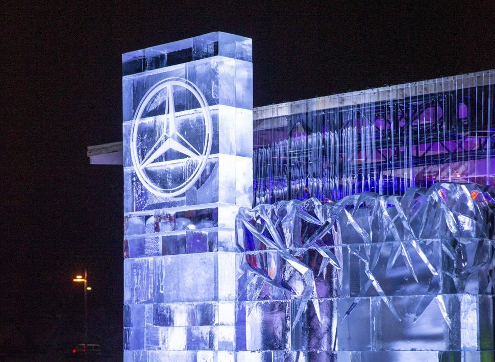 Mercedez-Benz ice sculpture
